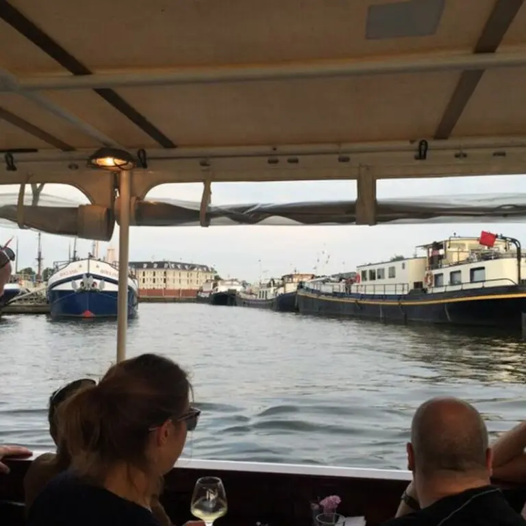 Tapasboot