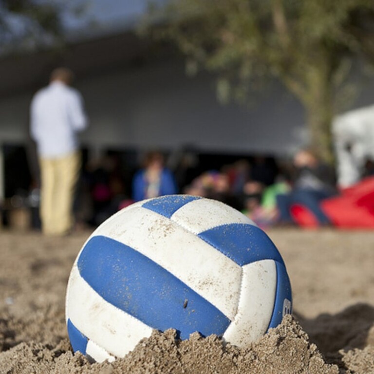Strandvoetbal & volleybal toernooi