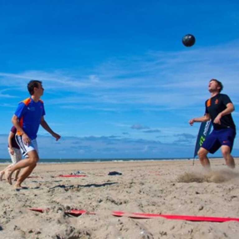 Strandvoetbal & volleybal toernooi