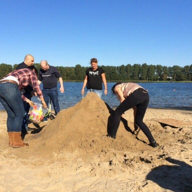 Zandsculpturen bouwen