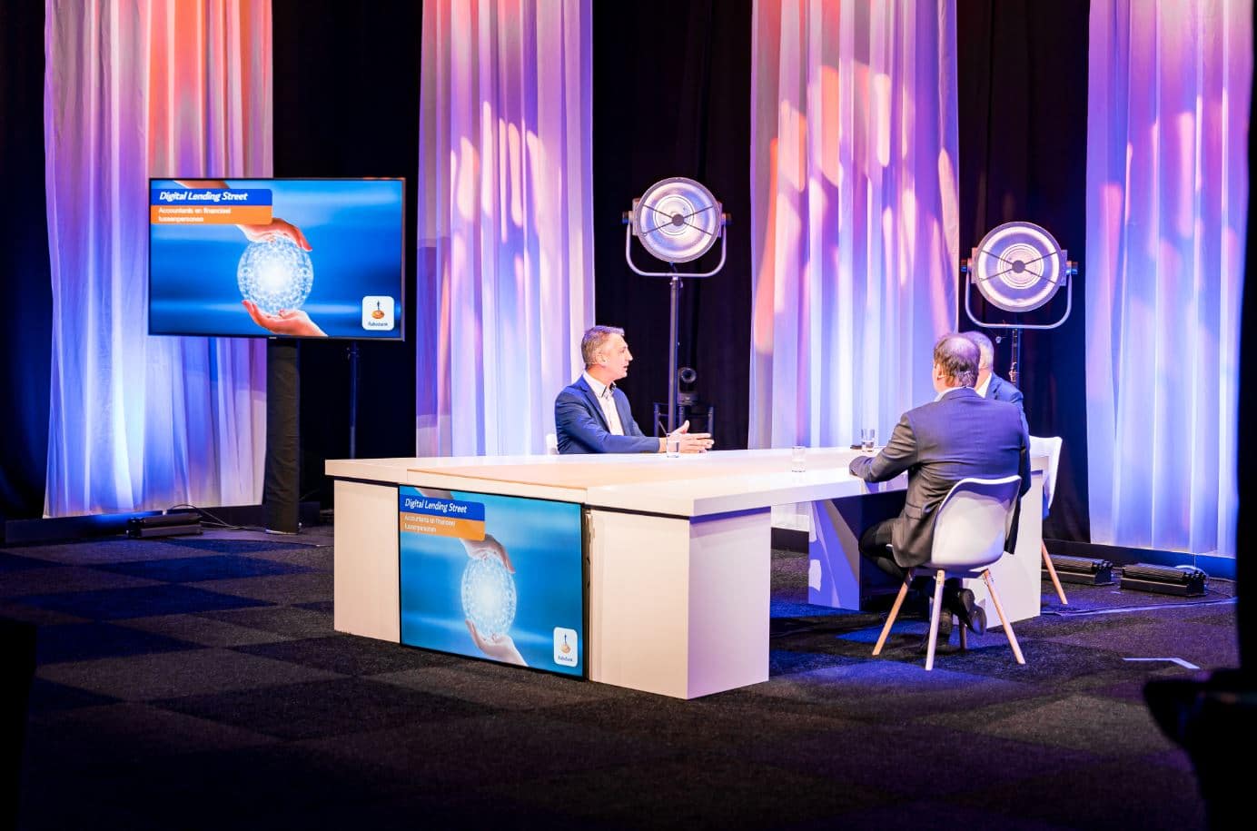 Online Talkshow Als Bedrijfsuitje Puur Uitjes